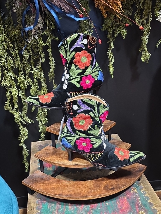 Shoes - Embroidered Black Floral Western Ankle Boots